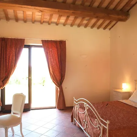 Farm stay Contado San Lorenzo And Wine