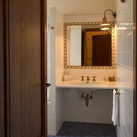 Farm stay Contado San Lorenzo And Wine *