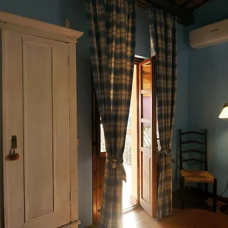 Farm stay Contado San Lorenzo And Wine *