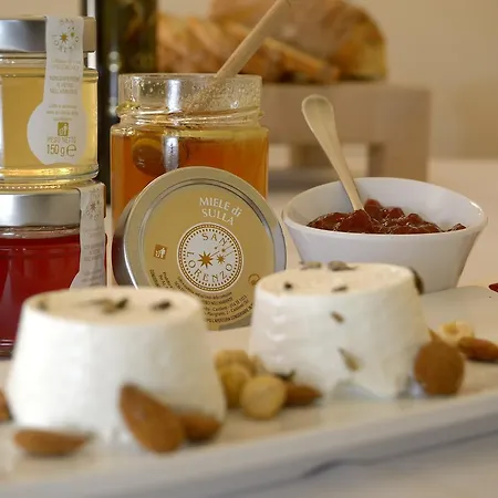 Farm stay Contado San Lorenzo And Wine *