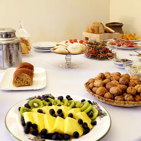 Contado San Lorenzo And Wine * Castilenti