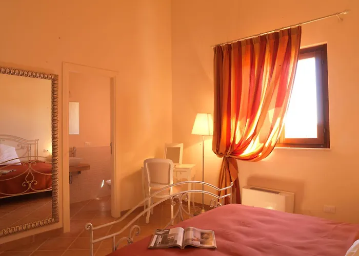 Contado San Lorenzo And Wine Lantgård *