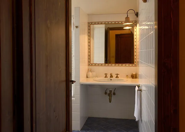 Lantgård Contado San Lorenzo And Wine *